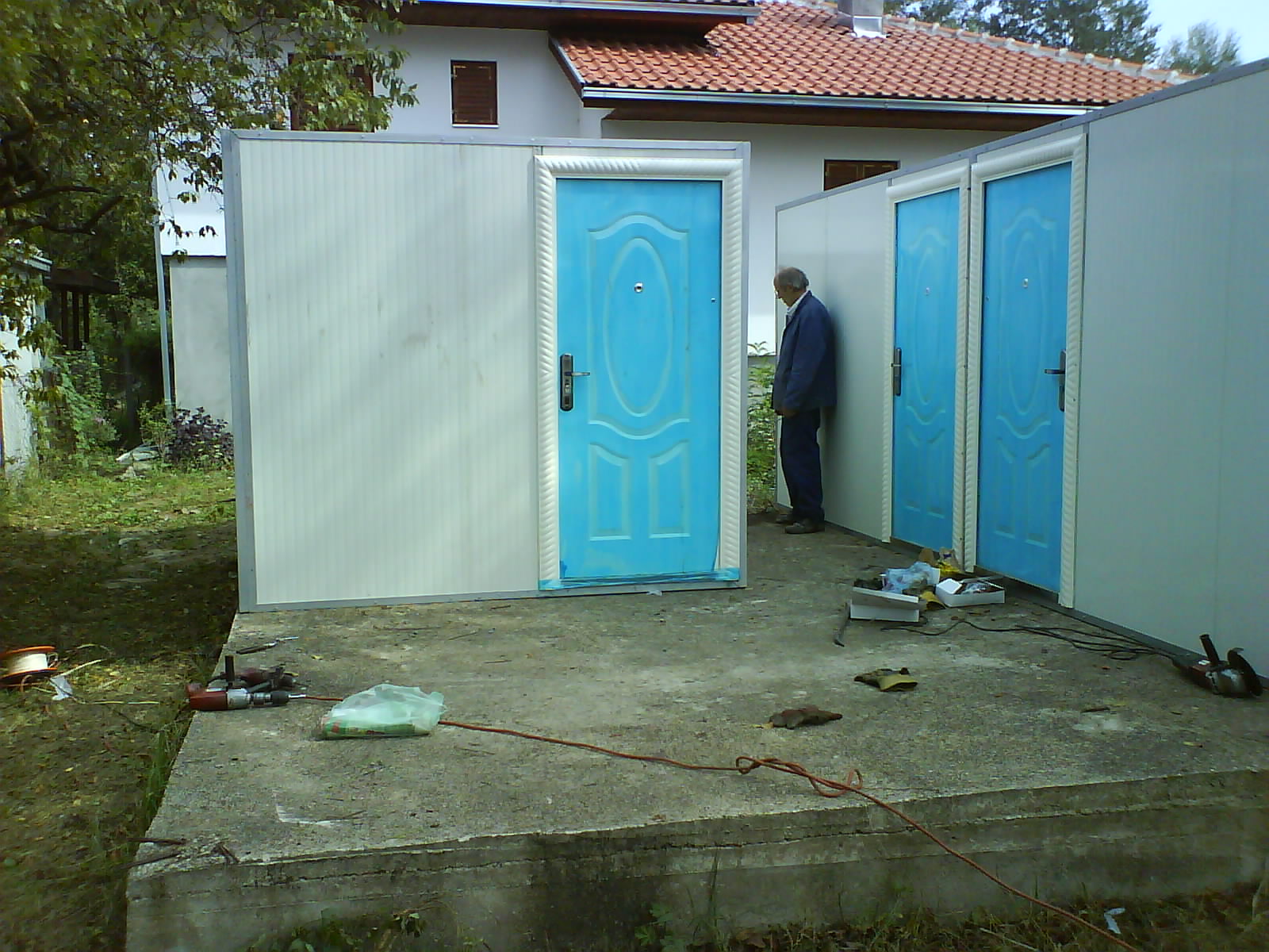Kontejneri
